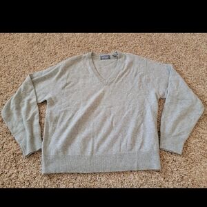 Vintage Light Gray Lord & Taylor 100% 2 Ply Cashmere Sweater! Size Mens X-Large!